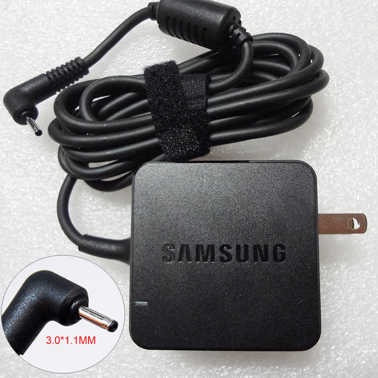 SAMSUNG Samsung NP930X2K-K02CN Wiederaufladbar